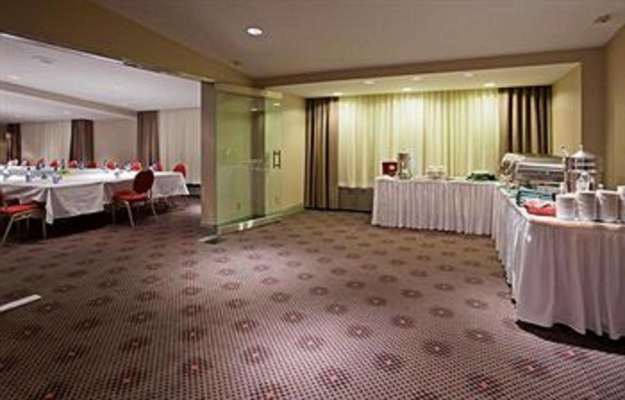 Holiday Inn Toronto Airport East By Ihg Nhà hàng bức ảnh